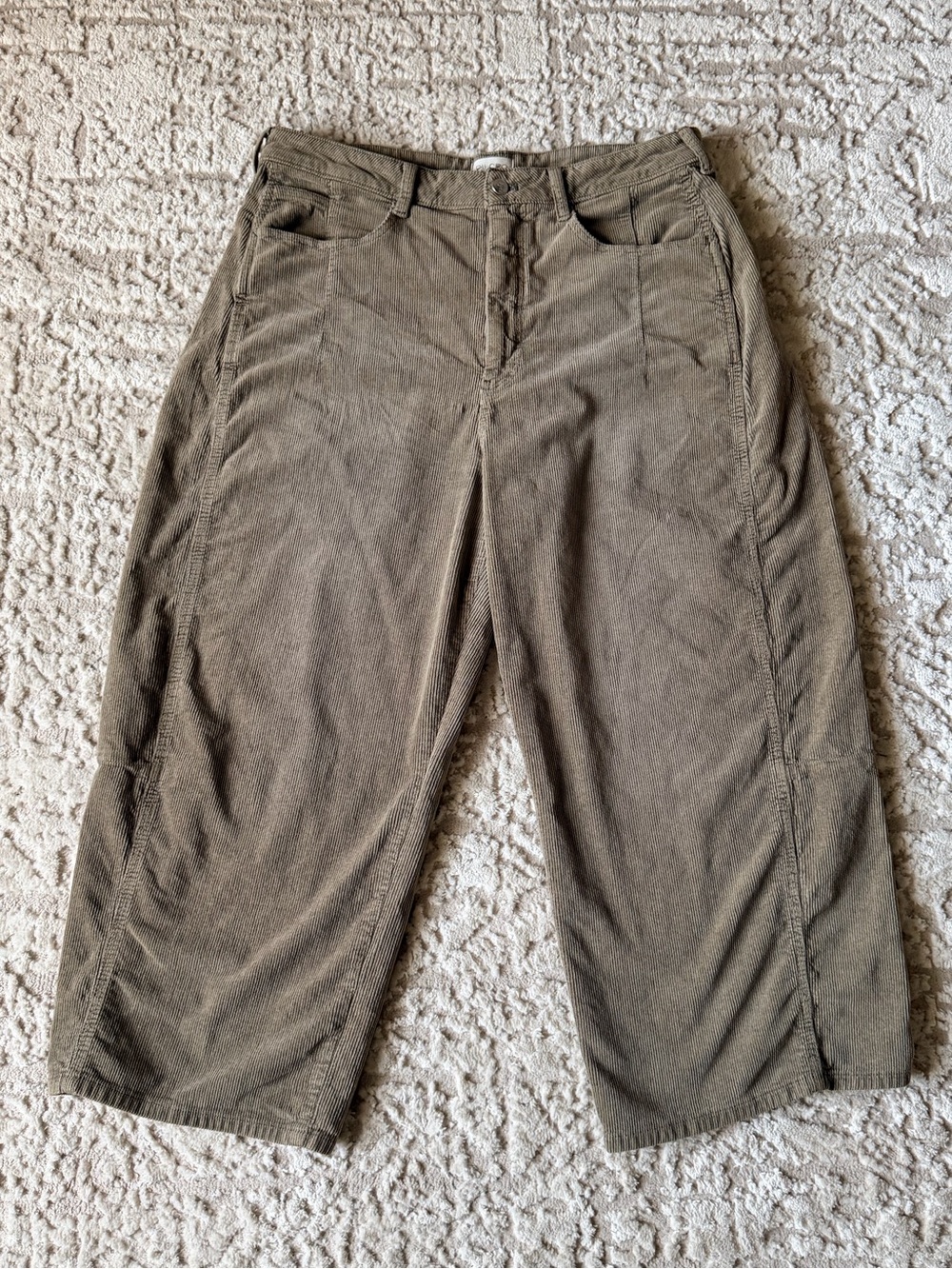 Pilcro Women's Cropped Corduroy Barrel Jeans - Olive
